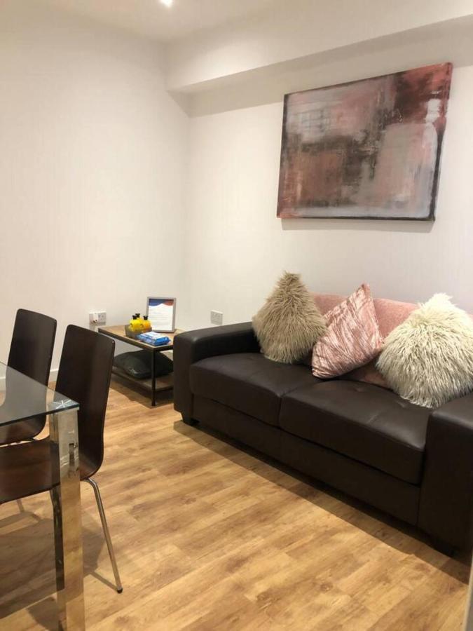Lovely 4-Bed House In Anfield All En-Suite Liverpool Exterior foto