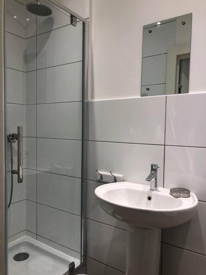 Lovely 4-Bed House In Anfield All En-Suite Liverpool Exterior foto
